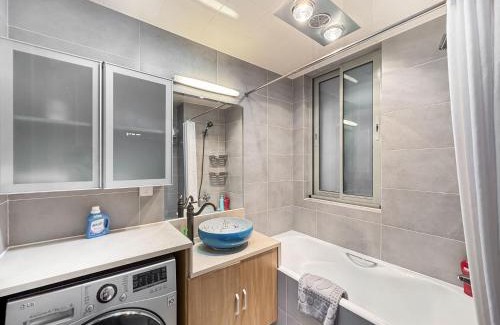 Changning Apartamento | Tyms 2BR Apt TianshanRD Near CESIS Line2