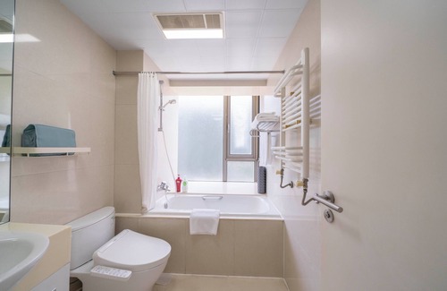 Xujiahui Cama Y Desayuno | Tyms 3BR 2BA Apartment Yongxin Century
