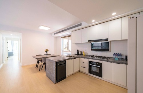 Xujiahui Cama Y Desayuno | Tyms Bright 2BR 1BA Apt Xuhui Center