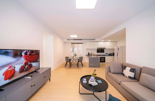 Xujiahui Cama Y Desayuno | Tyms Bright 2BR 1BA Apt Xuhui Center