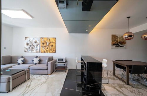 Xujiahui Cama Y Desayuno | Tyms Bright 2BR 1BA Suite Xujiahui