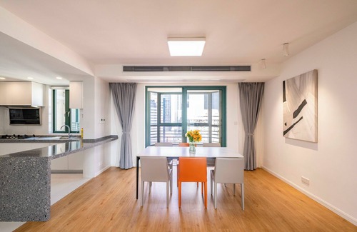 Xujiahui Cama Y Desayuno | Tyms Spacious 4BR 2BA Apt Xujiahui