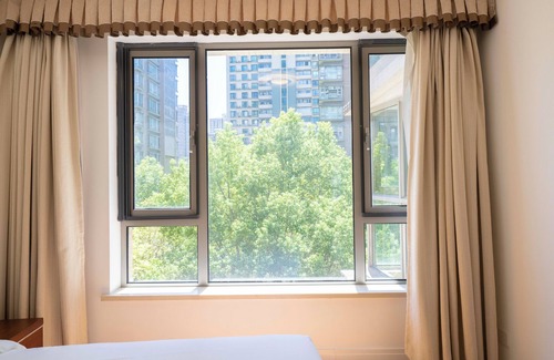 Xujiahui Cama Y Desayuno | Tyms Stylish 3BR 2BA Apt Xuhui Center
