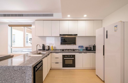 Xujiahui Cama Y Desayuno | Tyms Stylish 3BR 2BA Apt Xujiahui Shops