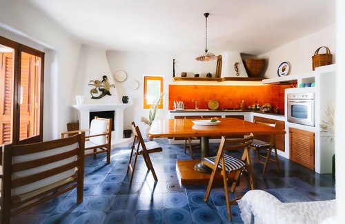 Lipari Villa | Villa típica eólica con vistas al volcán