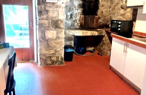Faial Da Terra Casa | Typical Azorean house, very nice location, up to 5 people.
