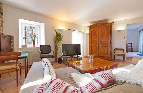 Saint-Alban-d'Ay Casa | Typical House Completely Renovated