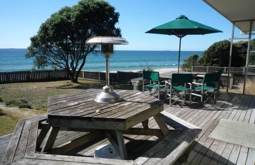 Papamoa Beach Casa | Kiwi Bach típico en la playa