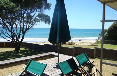 Papamoa Beach Casa | Kiwi Bach típico en la playa