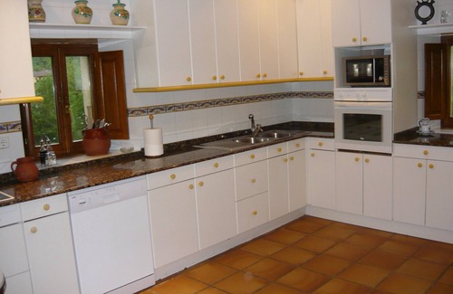 San Pelayo Cabaña | CASONA TÍPICA MONTAÑESA EN PICOS DE EUROPA (POTES) CON JARDIN PRIVADO