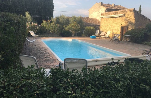Rochegude Casa | Típica "casa familiar provenzal" en un pueblo tranquilo con piscina