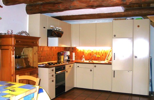 Foroglio Casa | Typical rustico in the rear Maggia Valley on a sunny hillside on the edge of the village