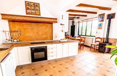 Marchena Casa | Hacienda típica sevillana en Marchena. Lugar ideal para ver Andaluci