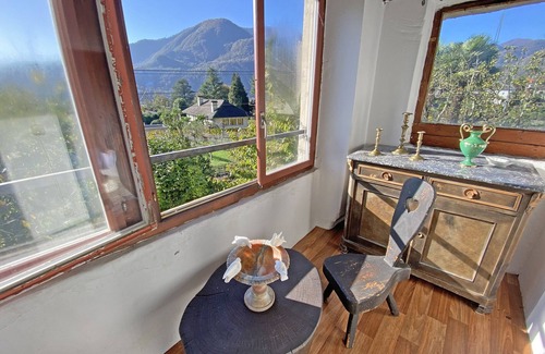 Tegna Casa | Typical Ticino house with a special atmosphere on the edge of the village