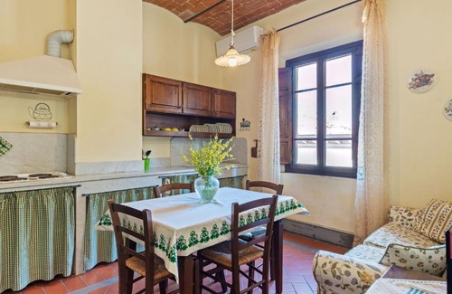 Bucciano Apartamento | Typical Tuscan flat with swimming pool and air conditioning