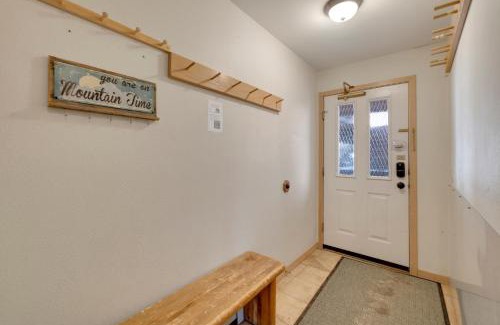 Four O'Clock Apartamento | Tyra Stream 234 by Ski Country Resorts