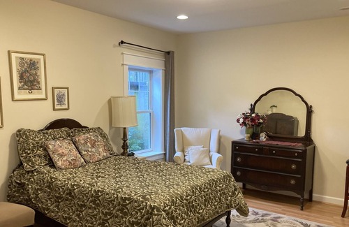 Falls Church Casa | Tysons-DC-Falls Church Spacious Luxurious Home