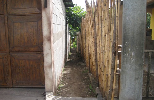 San Pedro La Laguna Cabina | Tzikin Jaay (Birds House )