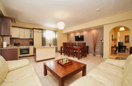 Ermionida Casa | Apartamento Tzofas el alojamiento perfecto en Ermioni