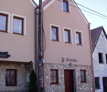 Hlohovec Casa | U Ječmínka