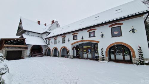 Wisniowa Apartamento | U Kowola - Gospodarstwo Agroturystyczne