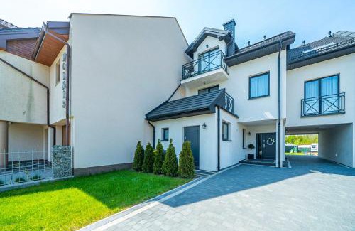 Jastarnia Casa | U motyli