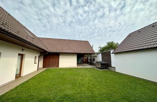 Borovany Casa | U nás na chalupě
