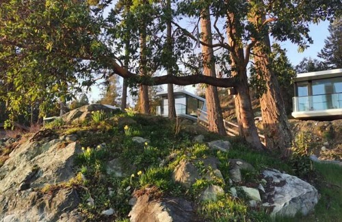 Powell River Apartamento | U1 Seaside Serenity: Seal Bay Glamping Retreat