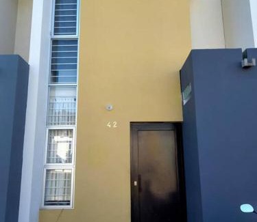 Manzanillo Casa | Ubicada a 10 minutos de la playa