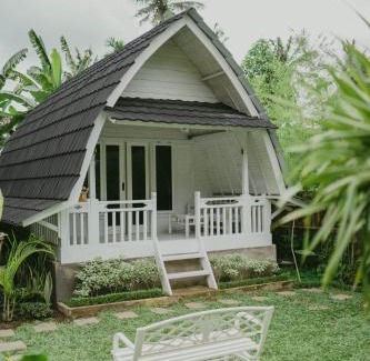 Ubud Cama Y Desayuno | Ubud White Cottage