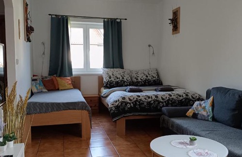 Hluboka nad Vltavou Apartamento | Ubytování Švrčinová