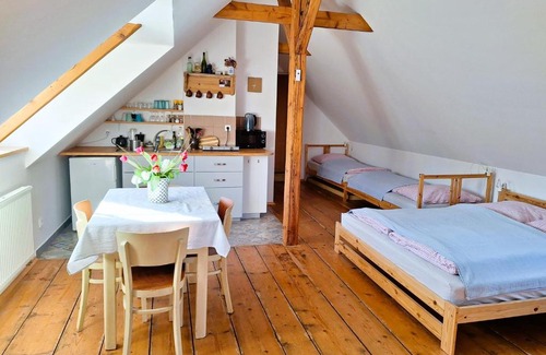 Mirova pod Kozakovem Apartamento | Ubytování Na Sýpce