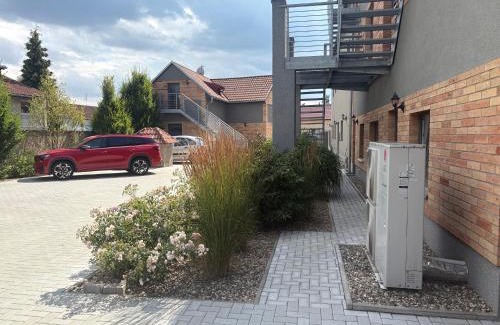 Racice Apartamento | Ubytování na statku Račice