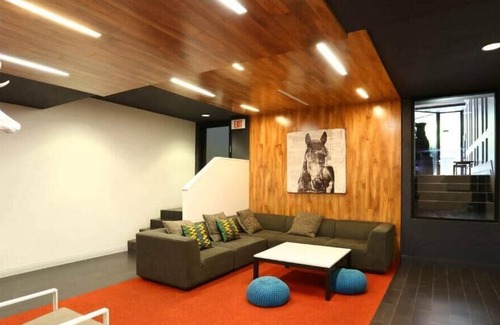 East Hyde Park Apartamento | UChicago, Lake, Sci Museum with Gym + W&D | Zencity