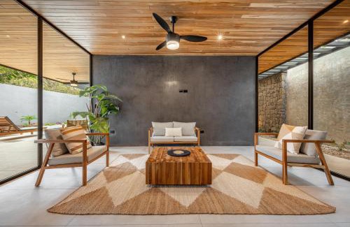 Playa Grande Casa | Uchuva 3 Bed-modern & Beach Playa Grande