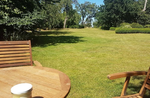 Klaushagen Apartamento | Uckermark-Im Gutshaus vacation apartment