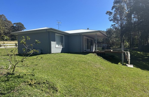 Tapitallee Cabaña | Ugottavu Tapitallee Lodges Pet friendly and close by the Bundanon Art Museum