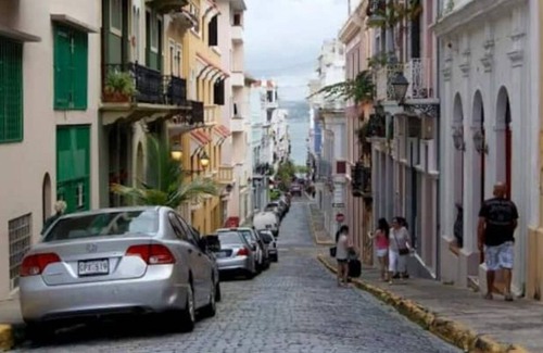 Puerto Nuevo Casa | Uhappy Place House Best Location in San Juan!