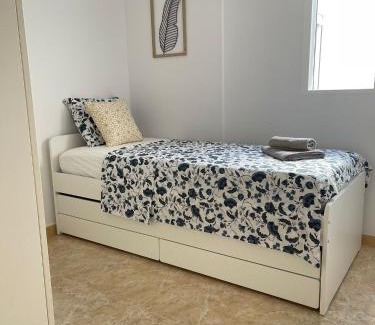 Port de Sagunt Apartamento | UIM Mediterraneo Poeta 4 Wifi