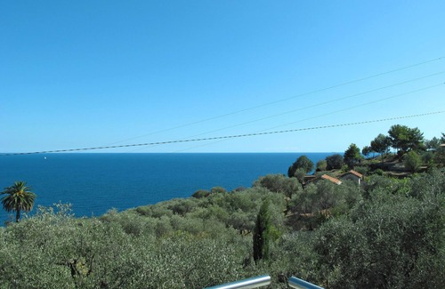 Poggi Apartamento | Ulivi sul Mare by Interhome