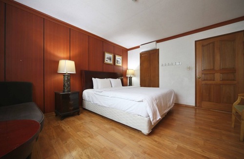 Onjeong Hotel | Uljin Baekam Springs Hotel