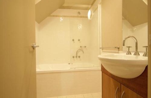 Hotham Heights Apartamento | Ultima Apartments