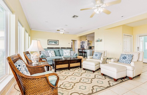 Surfside Beach Casa | Ultimate | Beachfront | Beach Access | Fenced Yard