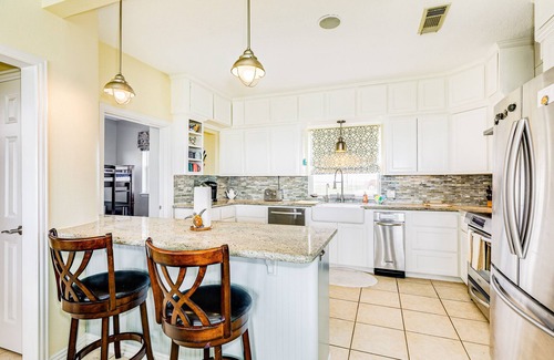 Surfside Beach Casa | Ultimate | Beachfront | Beach Access | Fenced Yard