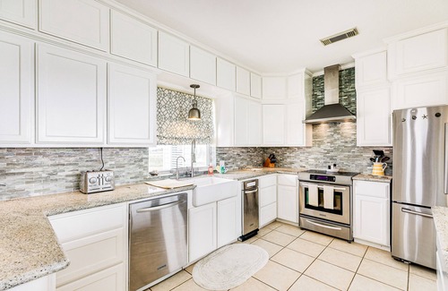 Surfside Beach Casa | Ultimate | Beachfront | Beach Access | Fenced Yard