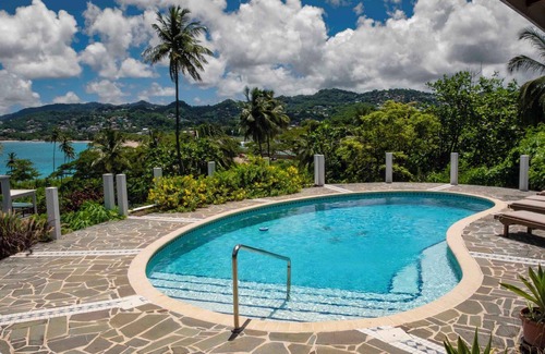 Vigie Villa | MARVIN VILLA- Una hermosa villa en el noroeste con fabulosas vistas al mar.