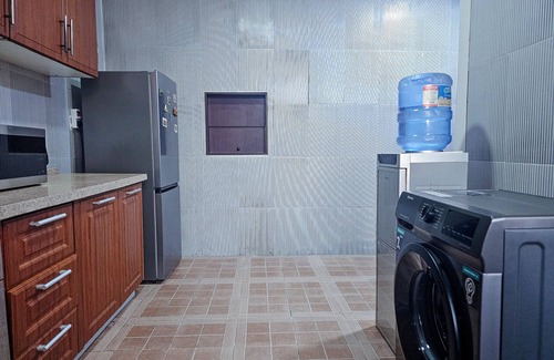 Ikoyi Apartamento | Ultimate Comfort in V/Island Lagos: Spacious 2-Bed with 24/7 Power & Free WiFi