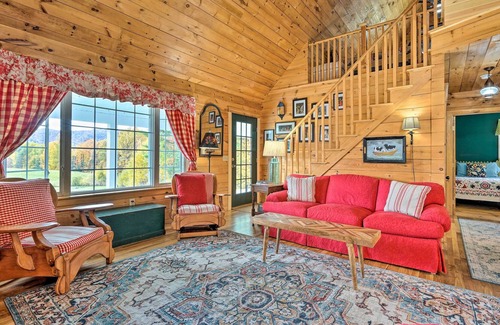Wardsboro Casa | Rústica East Dover Home w / Deck - ¡Cerca del monte Snow!