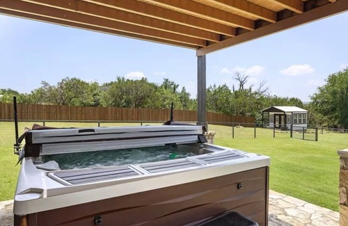 Glen Rose Casa | Ultimate Entertainment Getaway