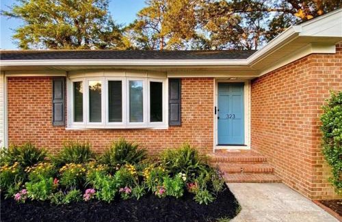 Terry Sanford Casa | Ultimate Family Getaway Private Pool and Hot Tub